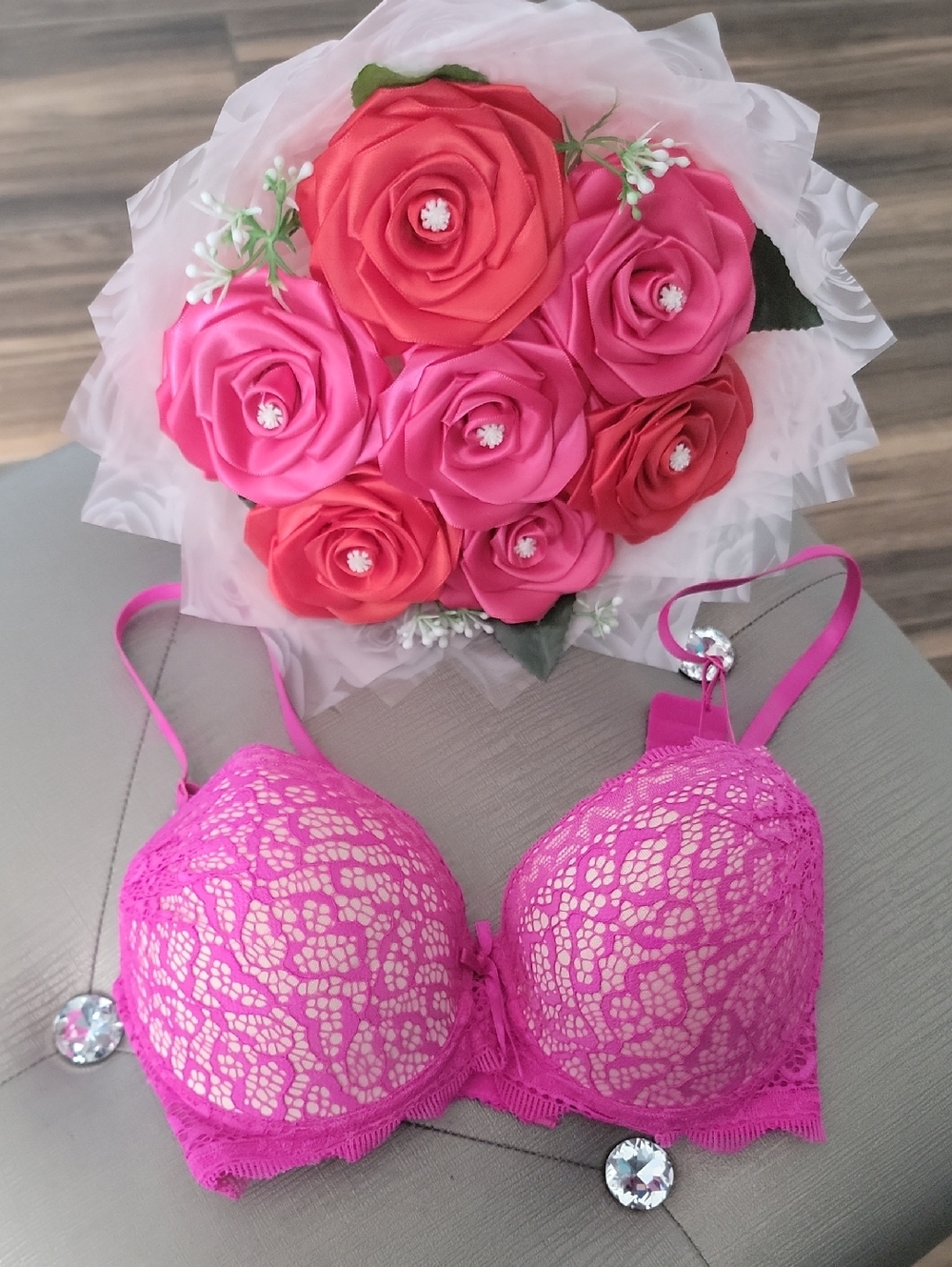 Women’s Lace Push-Up Bra - Hot Pink